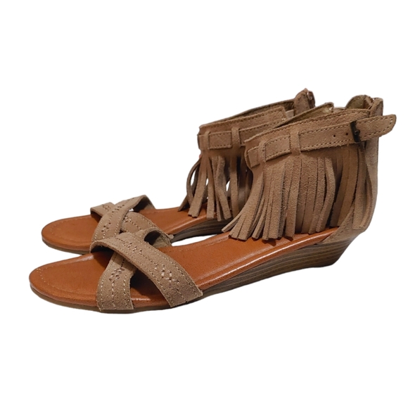 Minnetonka Tan Brown Suede Ankle Fringe Wedge Sandal Women's Size 7 - Picture 3 of 6